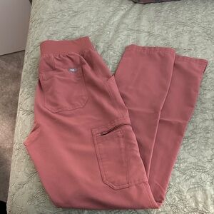 Yola high waisted scrubs